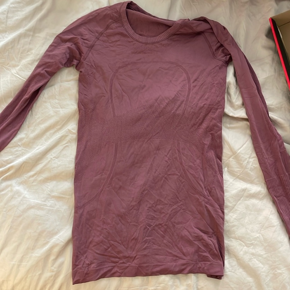 Lululemon Swiftly long sleeve